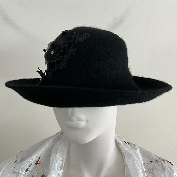 August Hat Wool Embellished Hat Black OSFM main image 6